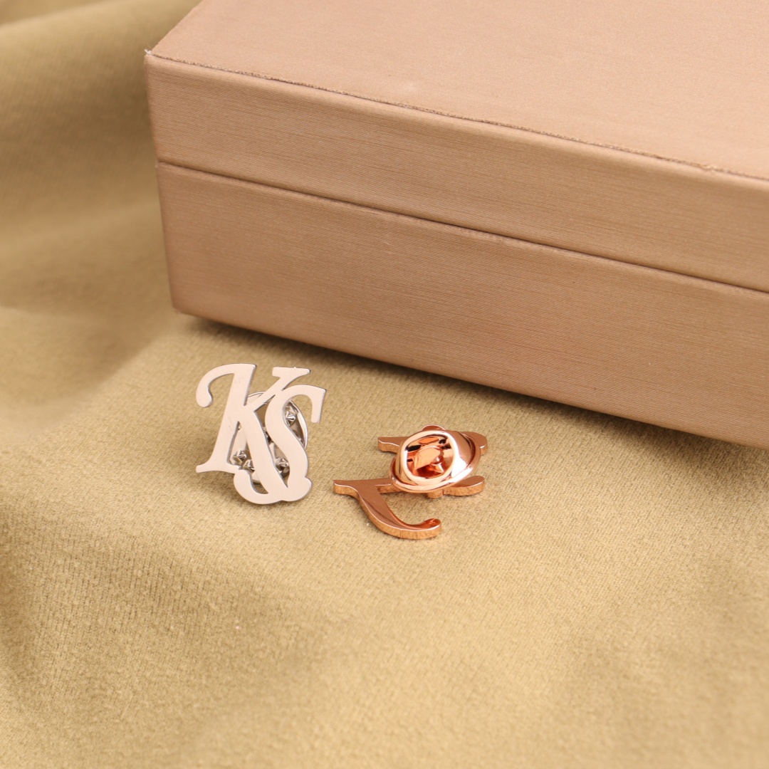 Personalized Initials Jacket L - Vintage Brooch Pin 评论和价格