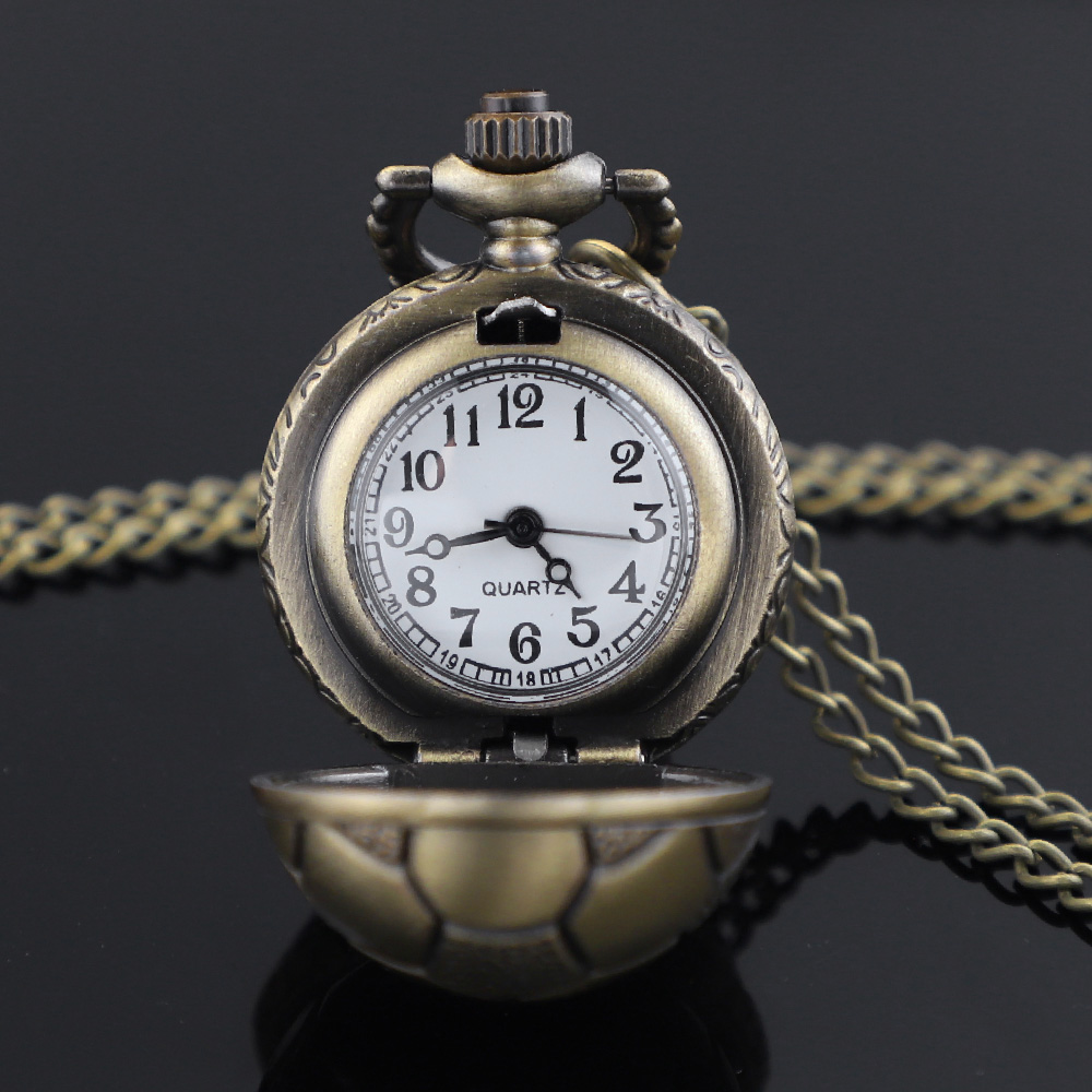 Cute Football Shaped Small Des - Jewelry Watches For Kids 评论和价格